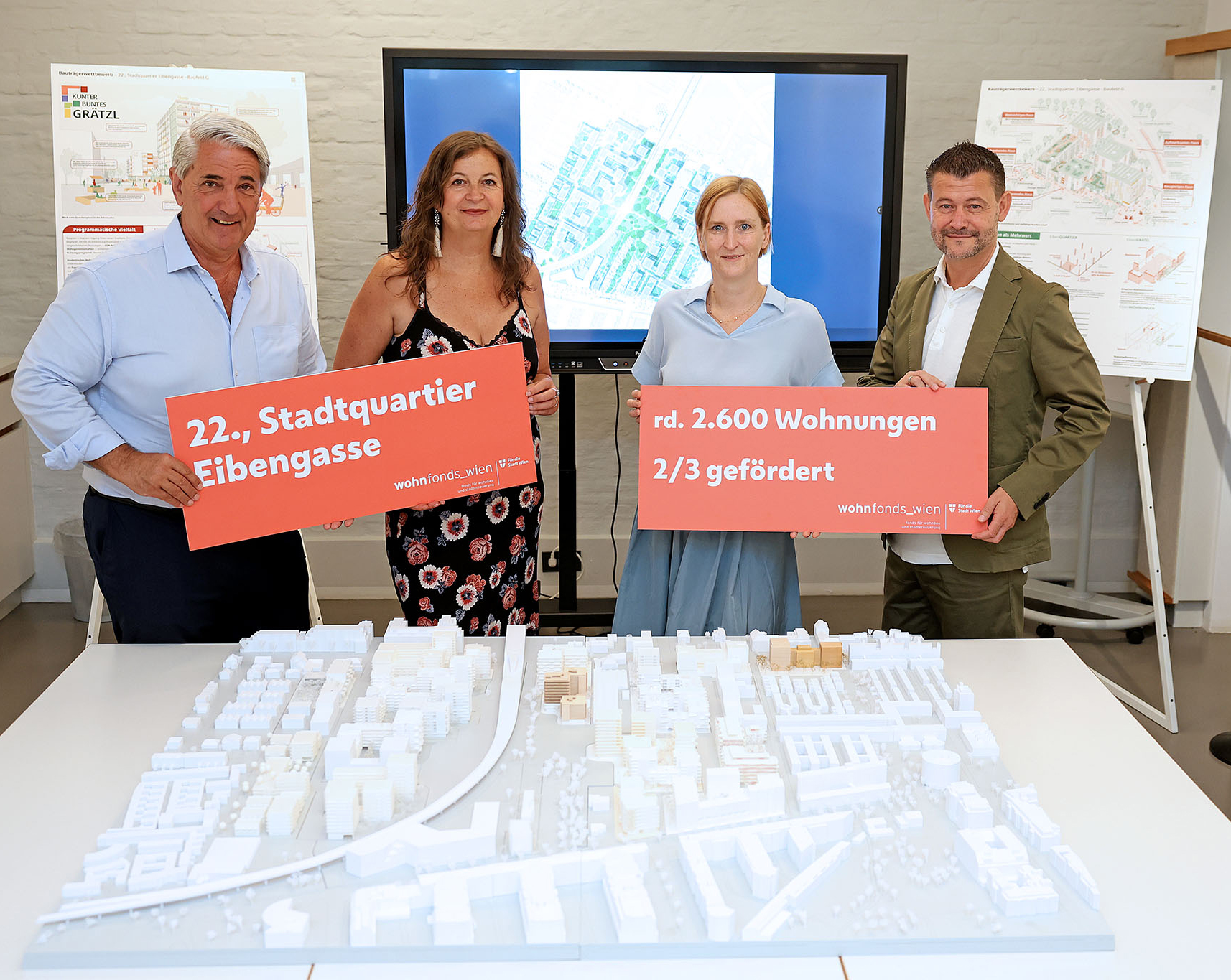 v.l.n.r. Ernst Nevrivy, Ulli Sima, Elke Hanel-Torsch, Gregor Puscher